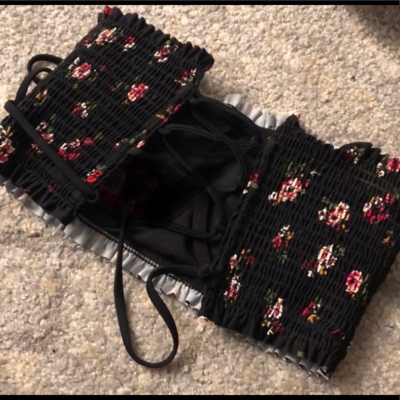 Smocked Underwire Floral Bandeau Bikini Top - Picture 3 of 6